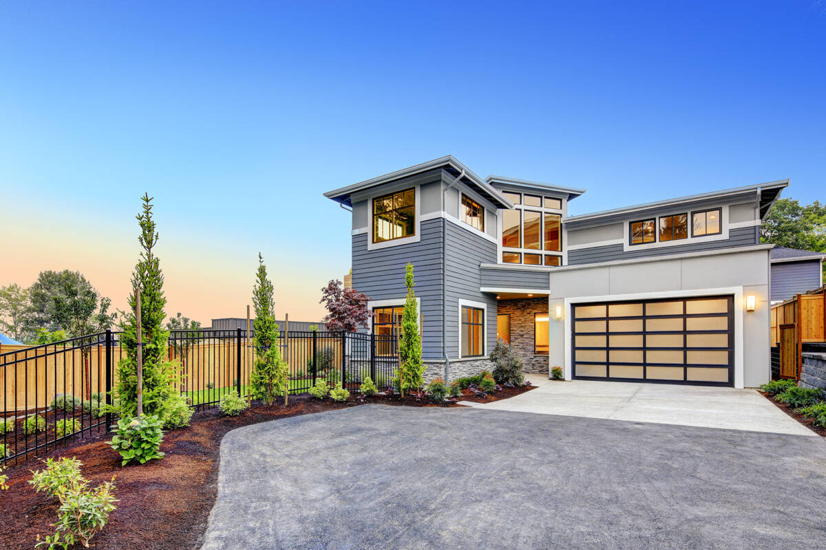 Modern craftsman style home exterior.